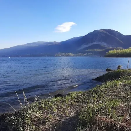 アパート Casa Il Cedro ヴェルバーニア