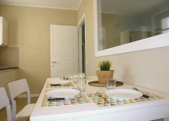 Casa Il Cedro アパート ヴェルバーニア